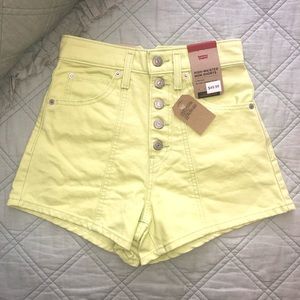 Levi’s shorts